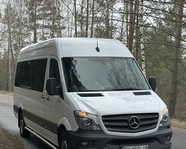 Мерседес Sprinter, объемом двигателя 2.2 л и пробегом 630 тыс. км за 26000 $, фото 3 на Automoto.ua