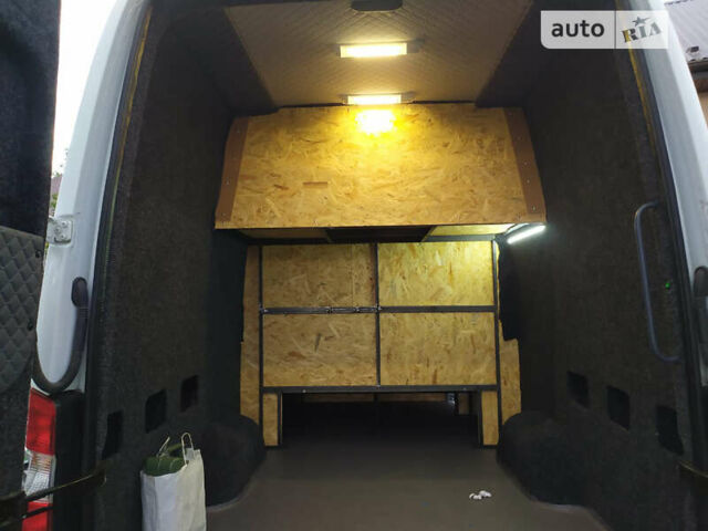 Мерседес Sprinter, объемом двигателя 2.1 л и пробегом 390 тыс. км за 32500 $, фото 9 на Automoto.ua