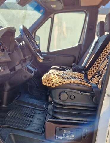 Мерседес Sprinter, объемом двигателя 0 л и пробегом 298 тыс. км за 33000 $, фото 12 на Automoto.ua
