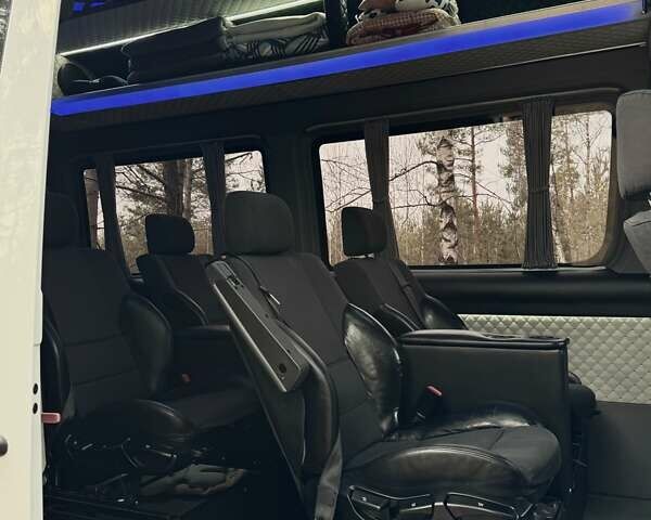 Мерседес Sprinter, объемом двигателя 2.2 л и пробегом 630 тыс. км за 26000 $, фото 11 на Automoto.ua