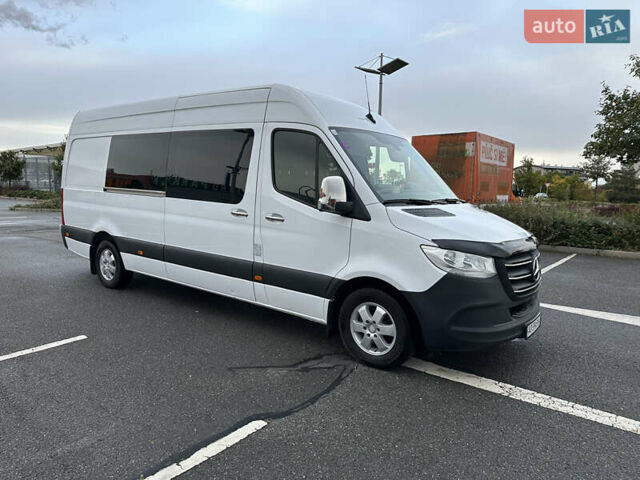 Мерседес Sprinter, объемом двигателя 2.2 л и пробегом 216 тыс. км за 33500 $, фото 2 на Automoto.ua
