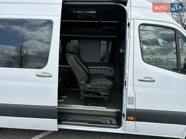 Мерседес Sprinter, объемом двигателя 2.2 л и пробегом 216 тыс. км за 33500 $, фото 20 на Automoto.ua