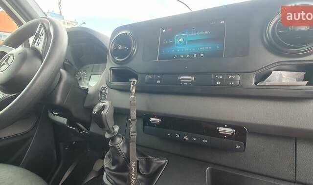 Мерседес Sprinter, объемом двигателя 0 л и пробегом 347 тыс. км за 44000 $, фото 12 на Automoto.ua