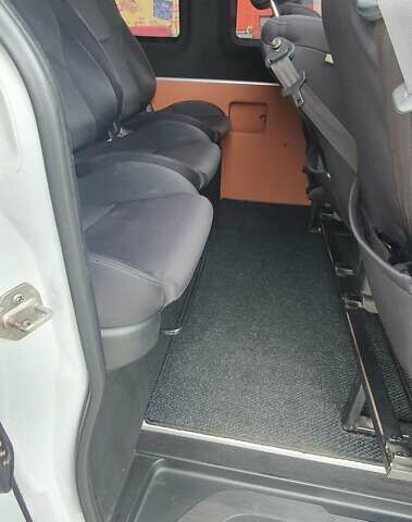 Мерседес Sprinter, объемом двигателя 0 л и пробегом 347 тыс. км за 44000 $, фото 10 на Automoto.ua