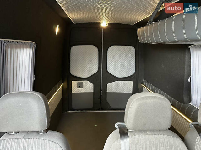 Мерседес Sprinter, объемом двигателя 2.2 л и пробегом 216 тыс. км за 33500 $, фото 14 на Automoto.ua