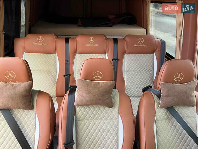 Мерседес Sprinter, объемом двигателя 2.14 л и пробегом 269 тыс. км за 37999 $, фото 1 на Automoto.ua