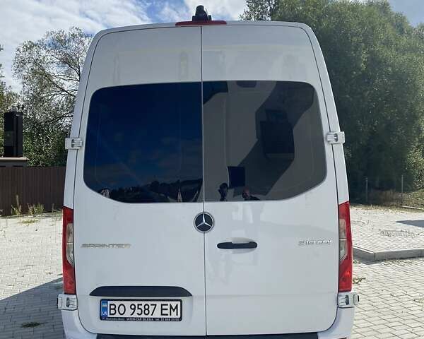 Мерседес Sprinter, объемом двигателя 3 л и пробегом 280 тыс. км за 58000 $, фото 3 на Automoto.ua