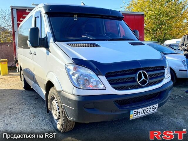 Мерседес Sprinter, объемом двигателя 2.2 л и пробегом 202 тыс. км за 14500 $, фото 4 на Automoto.ua