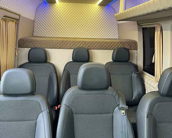 Мерседес Sprinter, объемом двигателя 2.14 л и пробегом 305 тыс. км за 33000 $, фото 9 на Automoto.ua