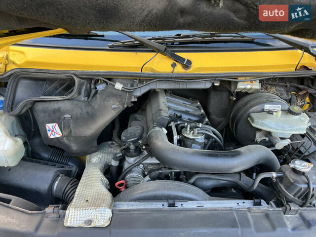 Мерседес Sprinter 2004 у Горохів на Automoto.ua Жовтий Мерседес Sprinter, об'ємом двигуна 2.15 л та пробігом 545 тис. км за 11500 $, фото 25 на Automoto.ua