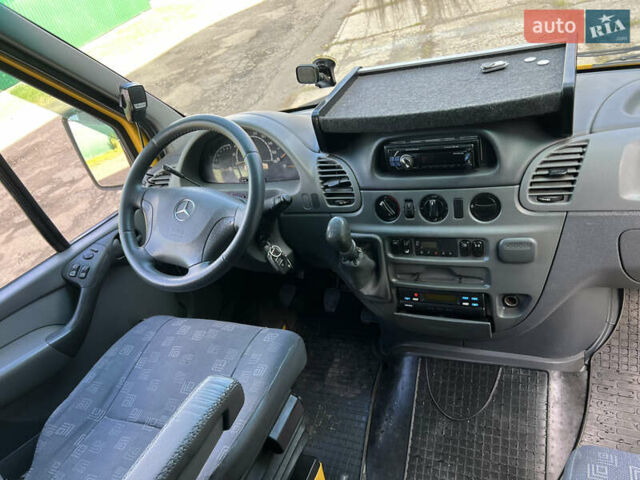 Мерседес Sprinter 2004 у Горохів на Automoto.ua Жовтий Мерседес Sprinter, об'ємом двигуна 2.15 л та пробігом 545 тис. км за 11500 $, фото 17 на Automoto.ua