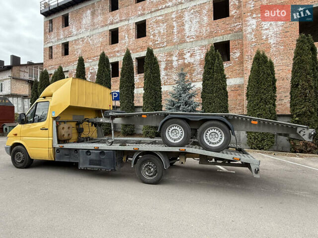 Жовтий Мерседес Sprinter, об'ємом двигуна 2.2 л та пробігом 345 тис. км за 9999 $, фото 8 на Automoto.ua