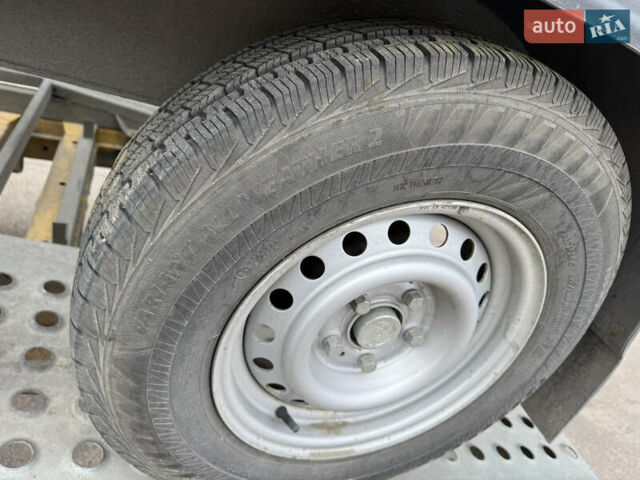 Жовтий Мерседес Sprinter, об'ємом двигуна 2.2 л та пробігом 345 тис. км за 9999 $, фото 10 на Automoto.ua