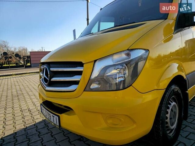 Жовтий Мерседес Sprinter, об'ємом двигуна 2.99 л та пробігом 432 тис. км за 16800 $, фото 10 на Automoto.ua