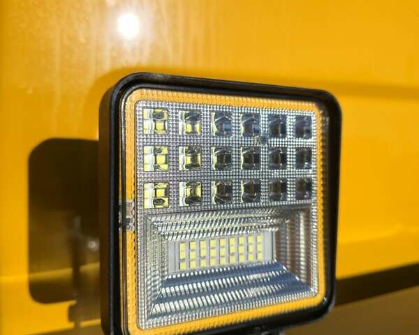 Жовтий Мерседес Sprinter, об'ємом двигуна 2.99 л та пробігом 432 тис. км за 16800 $, фото 16 на Automoto.ua