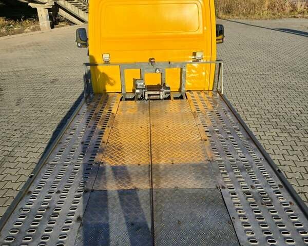 Жовтий Мерседес Sprinter, об'ємом двигуна 2.99 л та пробігом 432 тис. км за 16800 $, фото 26 на Automoto.ua