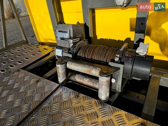 Жовтий Мерседес Sprinter, об'ємом двигуна 2.99 л та пробігом 432 тис. км за 16800 $, фото 13 на Automoto.ua