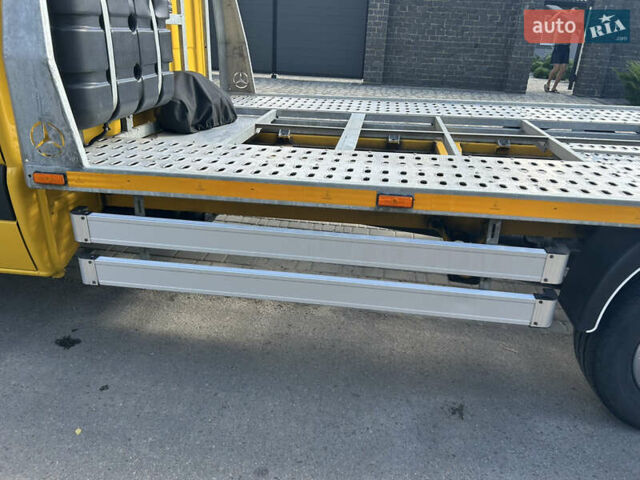 Жовтий Мерседес Sprinter, об'ємом двигуна 2.99 л та пробігом 450 тис. км за 30000 $, фото 37 на Automoto.ua