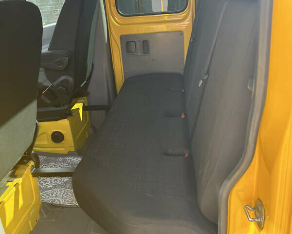 Жовтий Мерседес Sprinter, об'ємом двигуна 2.99 л та пробігом 450 тис. км за 30000 $, фото 26 на Automoto.ua