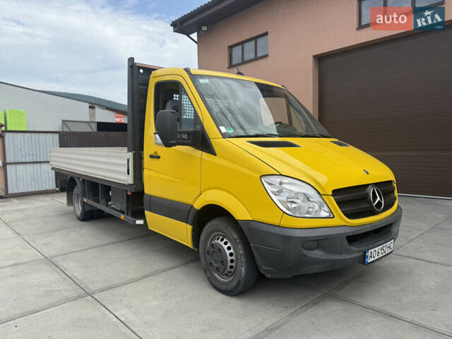 Желтый Мерседес Sprinter, объемом двигателя 3 л и пробегом 326 тыс. км за 25500 $, фото 2 на Automoto.ua