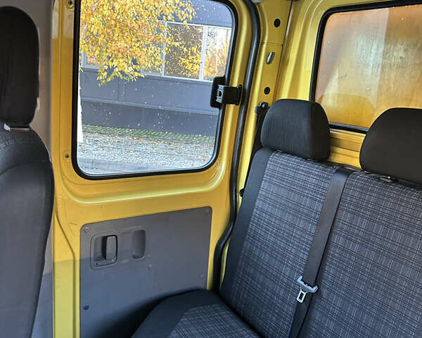 Мерседес Sprinter 2013 в Белой Церкве на Automoto.ua Желтый Мерседес Sprinter, объемом двигателя 2.2 л и пробегом 329 тыс. км за 17500 $, фото 16 на Automoto.ua