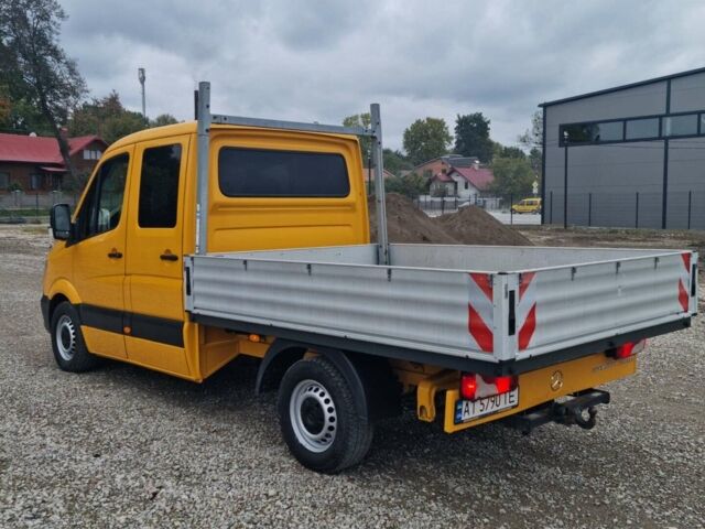 Желтый Мерседес Sprinter, объемом двигателя 2.1 л и пробегом 285 тыс. км за 18500 $, фото 8 на Automoto.ua
