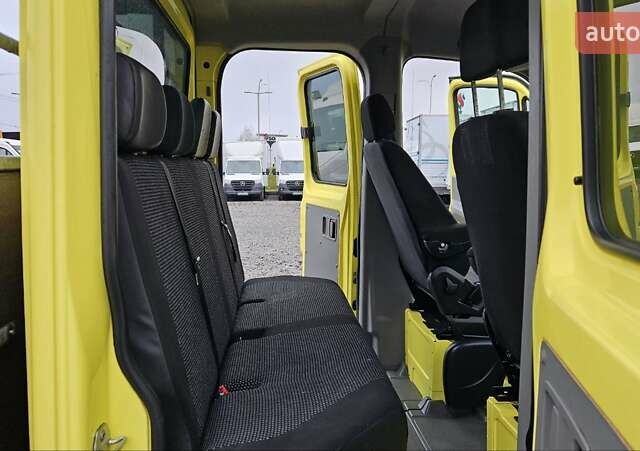 Желтый Мерседес Sprinter, объемом двигателя 2.2 л и пробегом 148 тыс. км за 29900 $, фото 21 на Automoto.ua