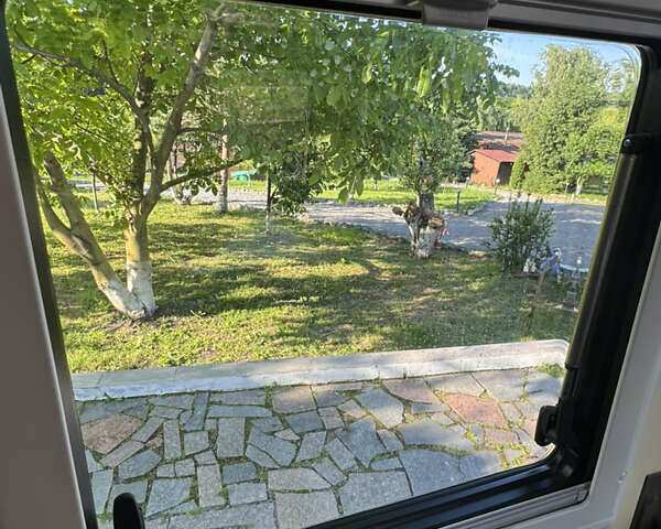 Желтый Мерседес Sprinter, объемом двигателя 2.3 л и пробегом 158 тыс. км за 42000 $, фото 56 на Automoto.ua