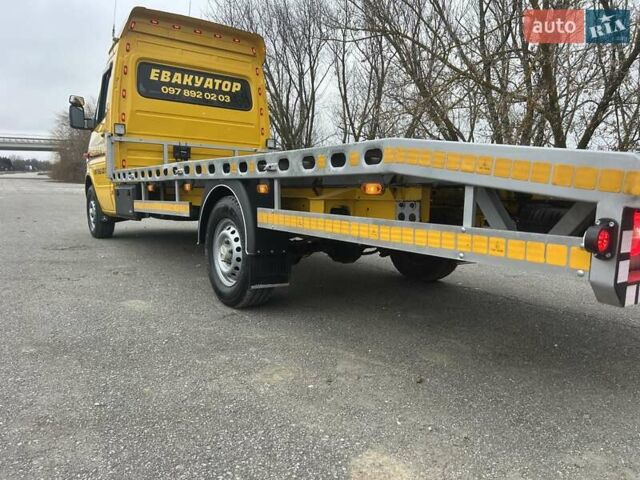 Желтый Мерседес Sprinter, объемом двигателя 2.15 л и пробегом 488 тыс. км за 15800 $, фото 10 на Automoto.ua