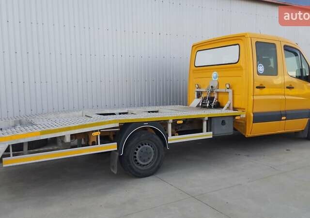 Желтый Мерседес Sprinter, объемом двигателя 2.1 л и пробегом 257 тыс. км за 18999 $, фото 10 на Automoto.ua