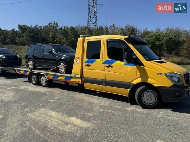 Жовтий Мерседес Sprinter, об'ємом двигуна 2.99 л та пробігом 385 тис. км за 46833 $, фото 3 на Automoto.ua