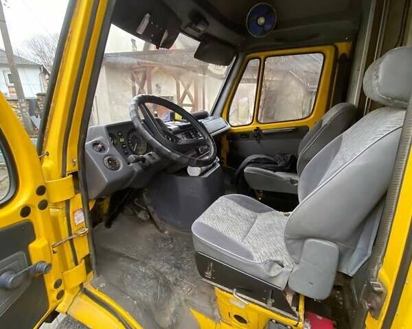 Жовтий Мерседес Sprinter, об'ємом двигуна 2.3 л та пробігом 399 тис. км за 3300 $, фото 9 на Automoto.ua