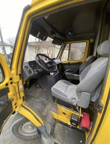 Жовтий Мерседес Sprinter, об'ємом двигуна 2.3 л та пробігом 399 тис. км за 3300 $, фото 11 на Automoto.ua