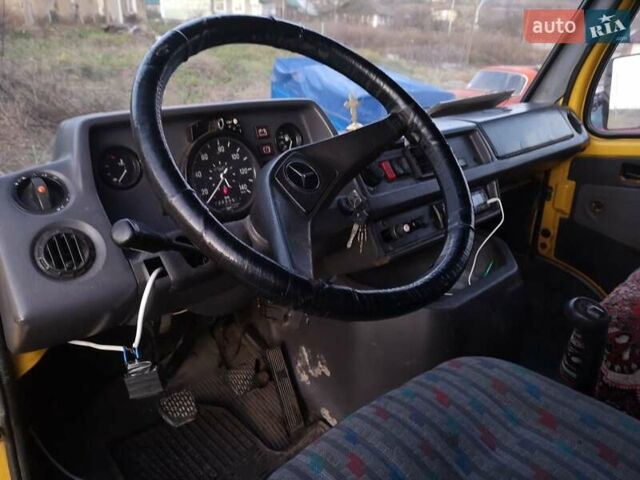 Жовтий Мерседес Sprinter, об'ємом двигуна 0 л та пробігом 720 тис. км за 2300 $, фото 8 на Automoto.ua