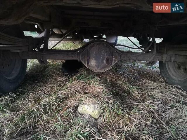 Жовтий Мерседес Sprinter, об'ємом двигуна 0 л та пробігом 720 тис. км за 2300 $, фото 7 на Automoto.ua