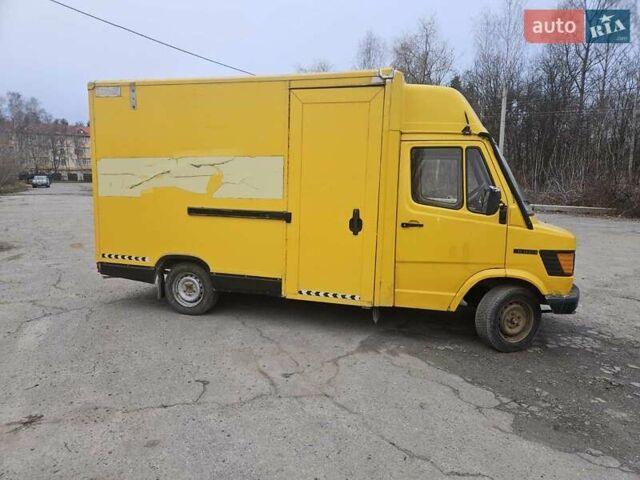 Жовтий Мерседес Sprinter, об'ємом двигуна 2.3 л та пробігом 300 тис. км за 2000 $, фото 8 на Automoto.ua