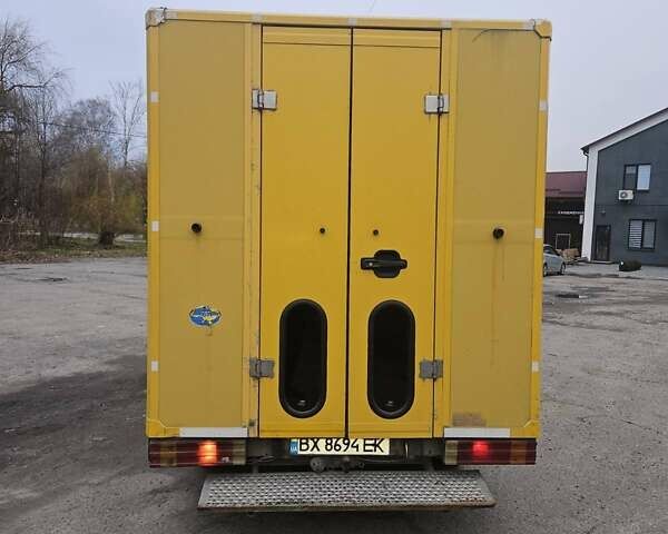 Жовтий Мерседес Sprinter, об'ємом двигуна 2.3 л та пробігом 300 тис. км за 2000 $, фото 7 на Automoto.ua