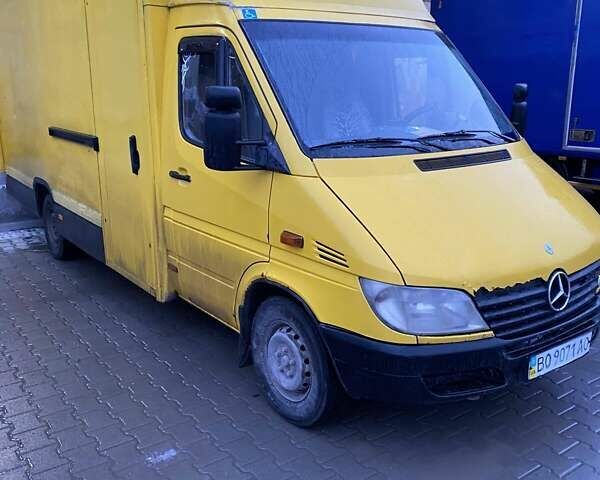 Жовтий Мерседес Sprinter, об'ємом двигуна 2.15 л та пробігом 130 тис. км за 6700 $, фото 3 на Automoto.ua