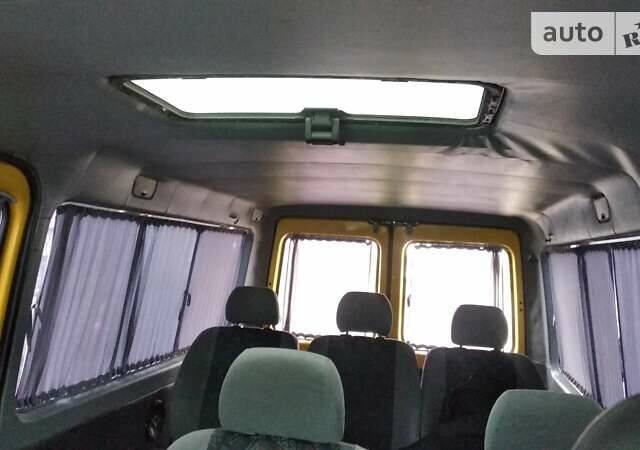 Жовтий Мерседес Sprinter, об'ємом двигуна 2.15 л та пробігом 440 тис. км за 5750 $, фото 4 на Automoto.ua