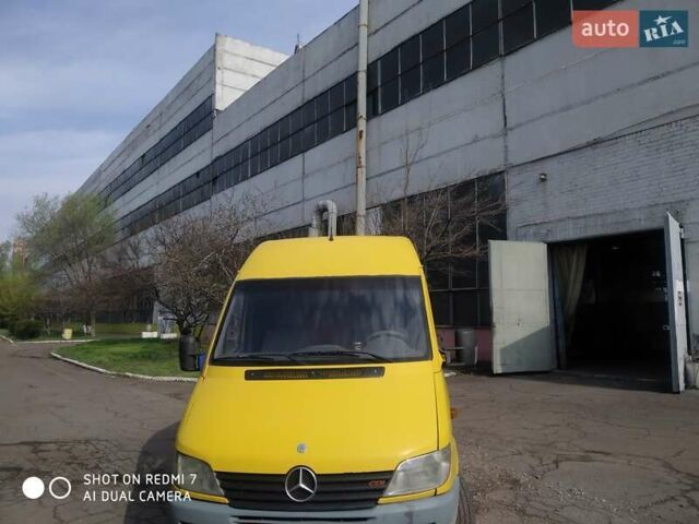 Жовтий Мерседес Sprinter, об'ємом двигуна 2.15 л та пробігом 412 тис. км за 6000 $, фото 7 на Automoto.ua