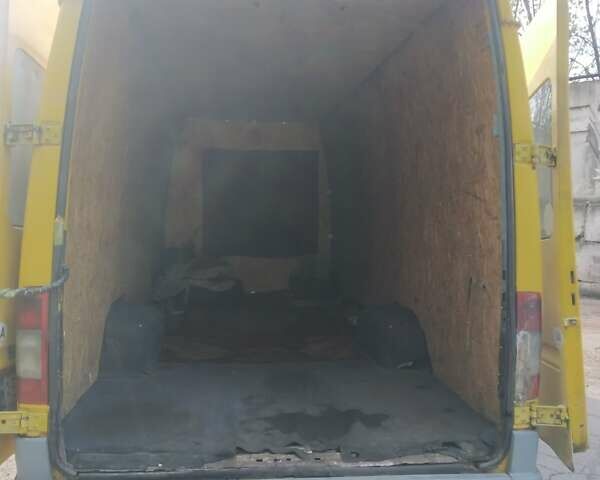 Жовтий Мерседес Sprinter, об'ємом двигуна 2.15 л та пробігом 412 тис. км за 6000 $, фото 2 на Automoto.ua