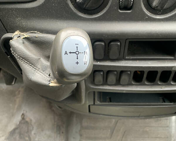 Жовтий Мерседес Sprinter, об'ємом двигуна 2.15 л та пробігом 150 тис. км за 8900 $, фото 8 на Automoto.ua