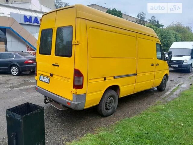 Жовтий Мерседес Sprinter, об'ємом двигуна 2.15 л та пробігом 420 тис. км за 7500 $, фото 4 на Automoto.ua