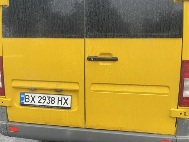 Жовтий Мерседес Sprinter, об'ємом двигуна 2.1 л та пробігом 450 тис. км за 7100 $, фото 4 на Automoto.ua