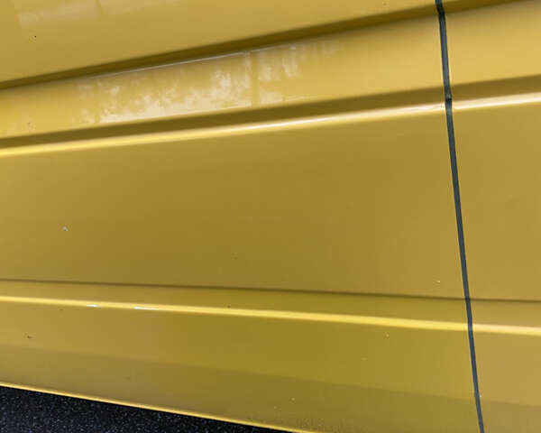 Жовтий Мерседес Sprinter, об'ємом двигуна 2.1 л та пробігом 380 тис. км за 8950 $, фото 75 на Automoto.ua