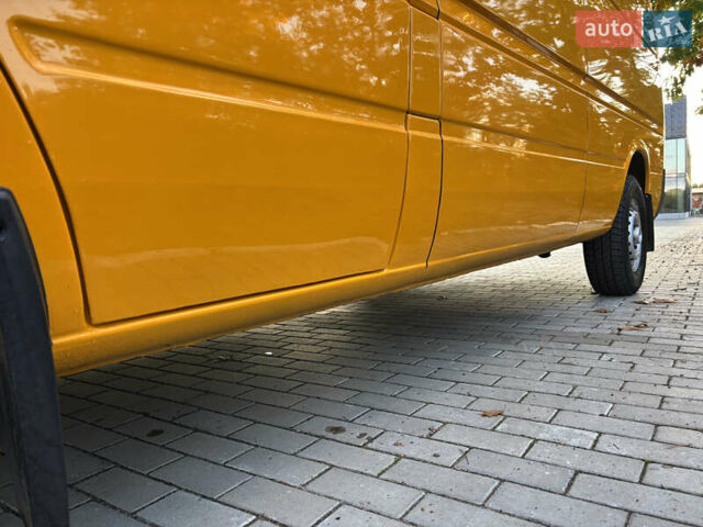 Мерседес Sprinter 2006 у Рівному на Automoto.ua Жовтий Мерседес Sprinter, об'ємом двигуна 2.2 л та пробігом 377 тис. км за 11450 $, фото 20 на Automoto.ua