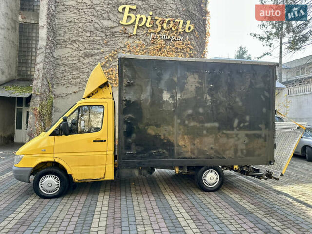 Жовтий Мерседес Sprinter, об'ємом двигуна 2.2 л та пробігом 495 тис. км за 6700 $, фото 8 на Automoto.ua