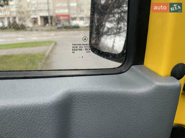 Жовтий Мерседес Sprinter, об'ємом двигуна 2.1 л та пробігом 380 тис. км за 8950 $, фото 48 на Automoto.ua