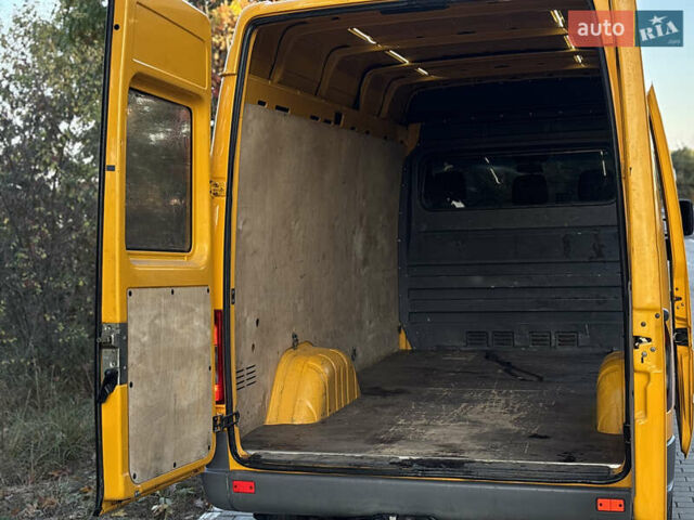 Мерседес Sprinter 2006 у Рівному на Automoto.ua Жовтий Мерседес Sprinter, об'ємом двигуна 2.2 л та пробігом 377 тис. км за 11450 $, фото 42 на Automoto.ua