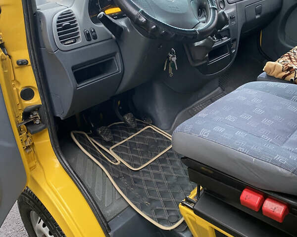 Жовтий Мерседес Sprinter, об'ємом двигуна 2.1 л та пробігом 380 тис. км за 8950 $, фото 59 на Automoto.ua